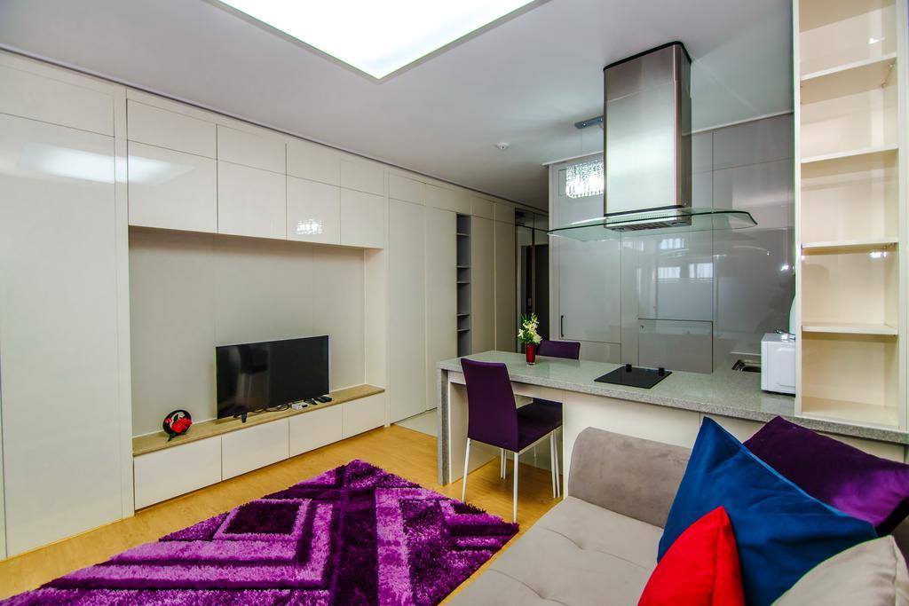 Highvill Deluxe Apartments Nur-Sultan  Exterior photo